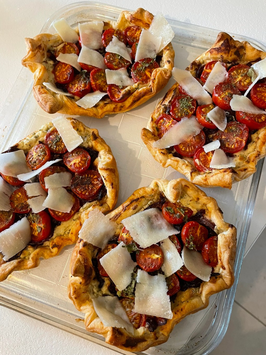 Tarte fine tomates cerises fromage&nbsp;frais