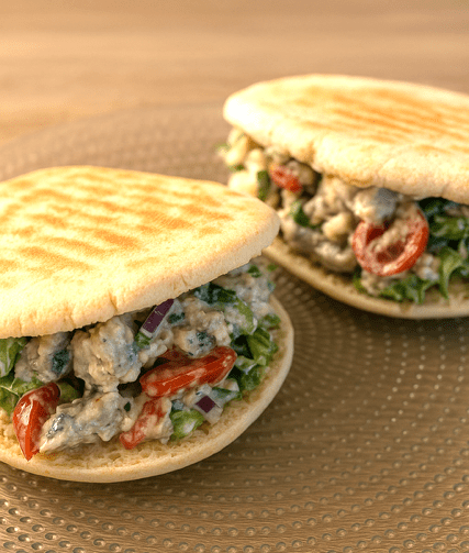 Pain pita et sa&nbsp;garniture