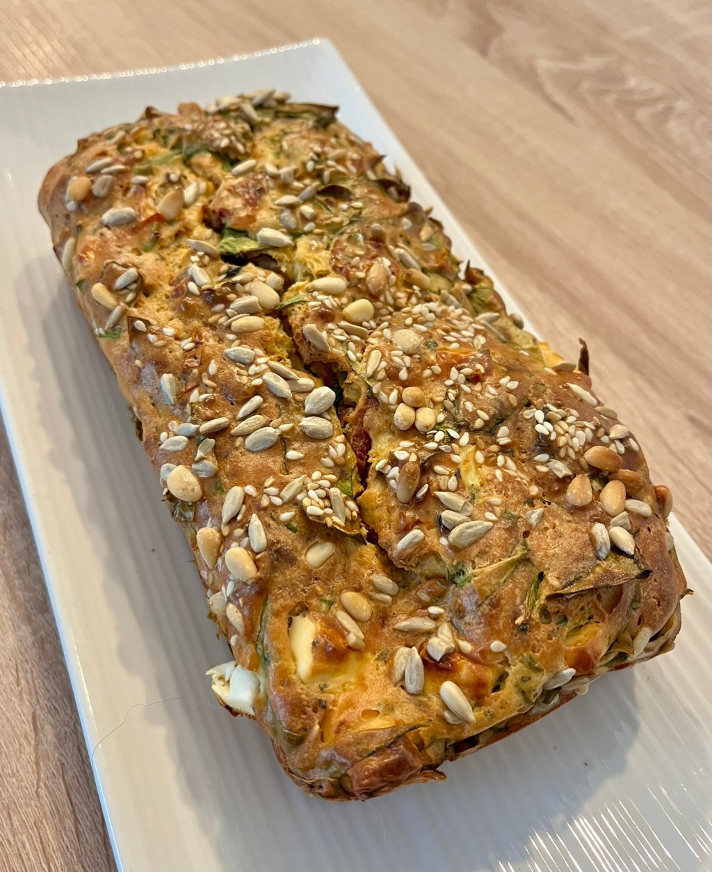 Cake Salé Moelleux et léger : Idées Garnitures&nbsp;Variées